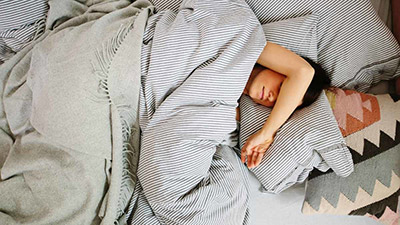sleeping-in-a-innerspring-mattress