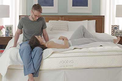 Saatva-mattress---couple-sitting